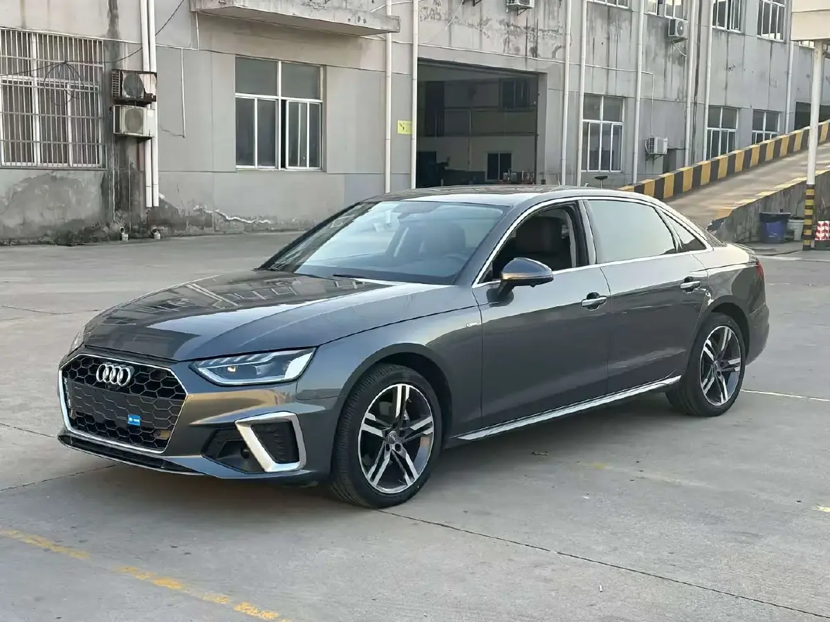 2020 Audi A4L 2.0T 190HP L4 7DCT