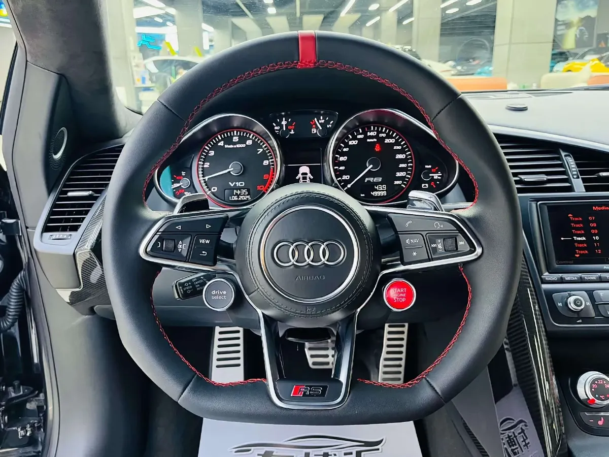 2012 Audi R8 5.2L 525HP V10 6AMT,autocango,china used car exporter,china ev exporter,chinese used car exporter,chinese used ev exporter