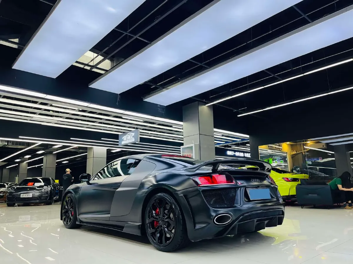 2012 Audi R8 5.2L 525HP V10 6AMT,autocango,china used car exporter,china ev exporter,chinese used car exporter,chinese used ev exporter