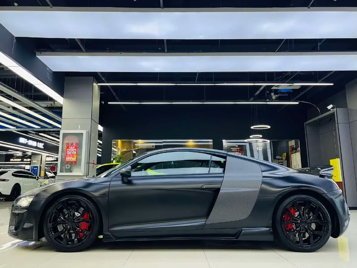 2012 Audi R8 5.2L 525HP V10 6AMT,autocango,china used car exporter,china ev exporter,chinese used car exporter,chinese used ev exporter