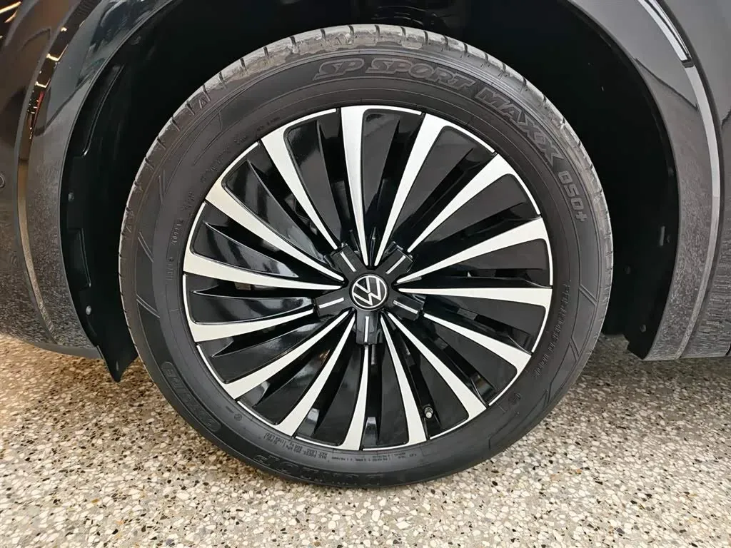 2024 Volkswagen Viloran 2.0T 220HP L4 7DCT,autocango,china used car exporter,china ev exporter,chinese used car exporter,chinese used ev exporter