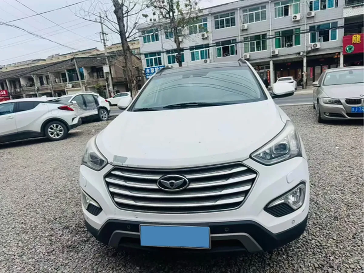 2013 Hyundai Grand SantaFe 3.0L 264HP V6 6AT,autocango,china used car exporter,china ev exporter,chinese used car exporter,chinese used ev exporter