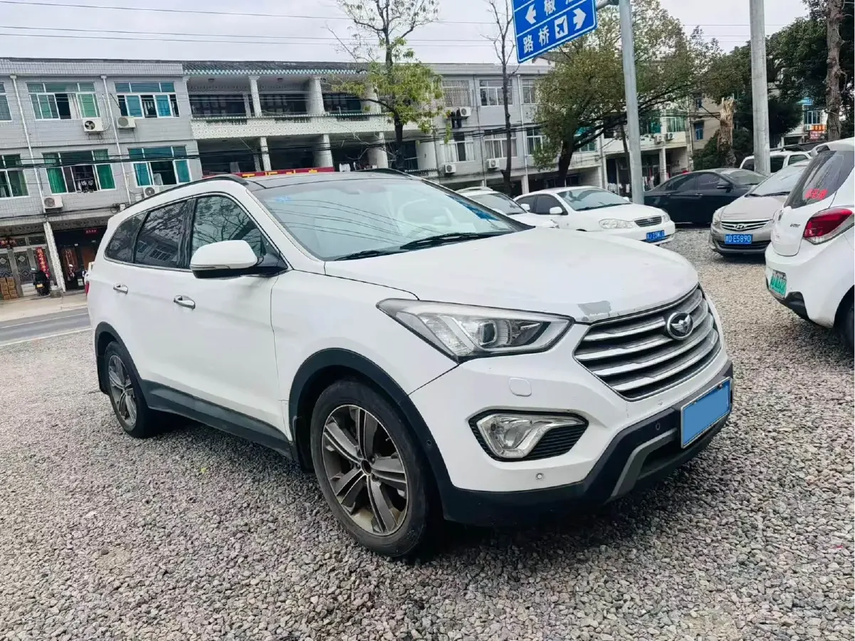 2013 Hyundai Grand SantaFe 3.0L 264HP V6 6AT,autocango,china used car exporter,china ev exporter,chinese used car exporter,chinese used ev exporter