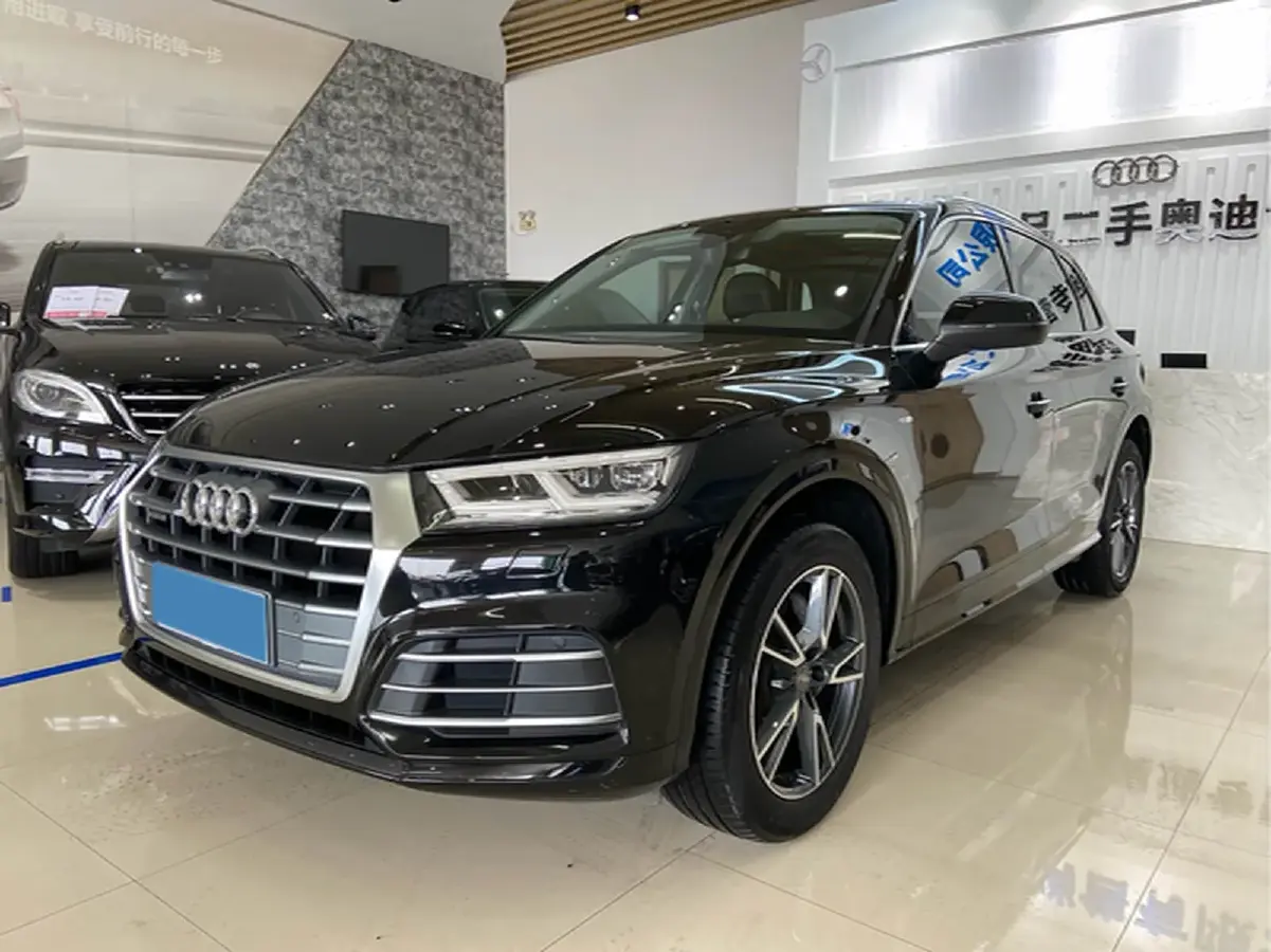 2018 Audi Q5L 2.0T 190HP L4 7DCT