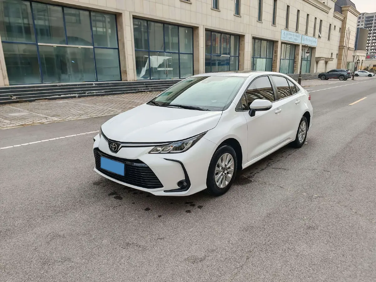 2021 Toyota Corolla 1.2T 116HP L4 CVT
