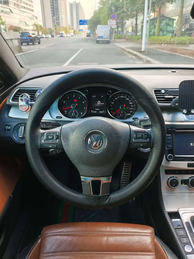 2015 Volkswagen CC 2.0T 200HP L4 6DCT,autocango,china used car exporter,china ev exporter,chinese used car exporter,chinese used ev exporter