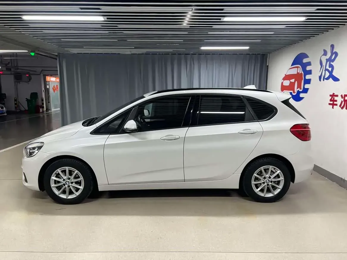 2016 BMW 2 Series Wagon 1.5T 136HP L3 6AT,autocango,china used car exporter,china ev exporter,chinese used car exporter,chinese used ev exporter