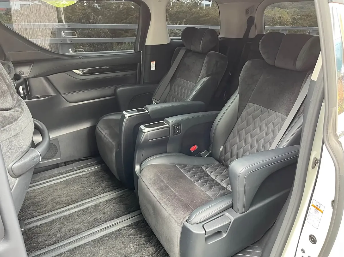 2019 Toyota Vellfire 2.5L 117HP L4 E-CVT Hybrid,autocango,china used car exporter,china ev exporter,chinese used car exporter,chinese used ev exporter