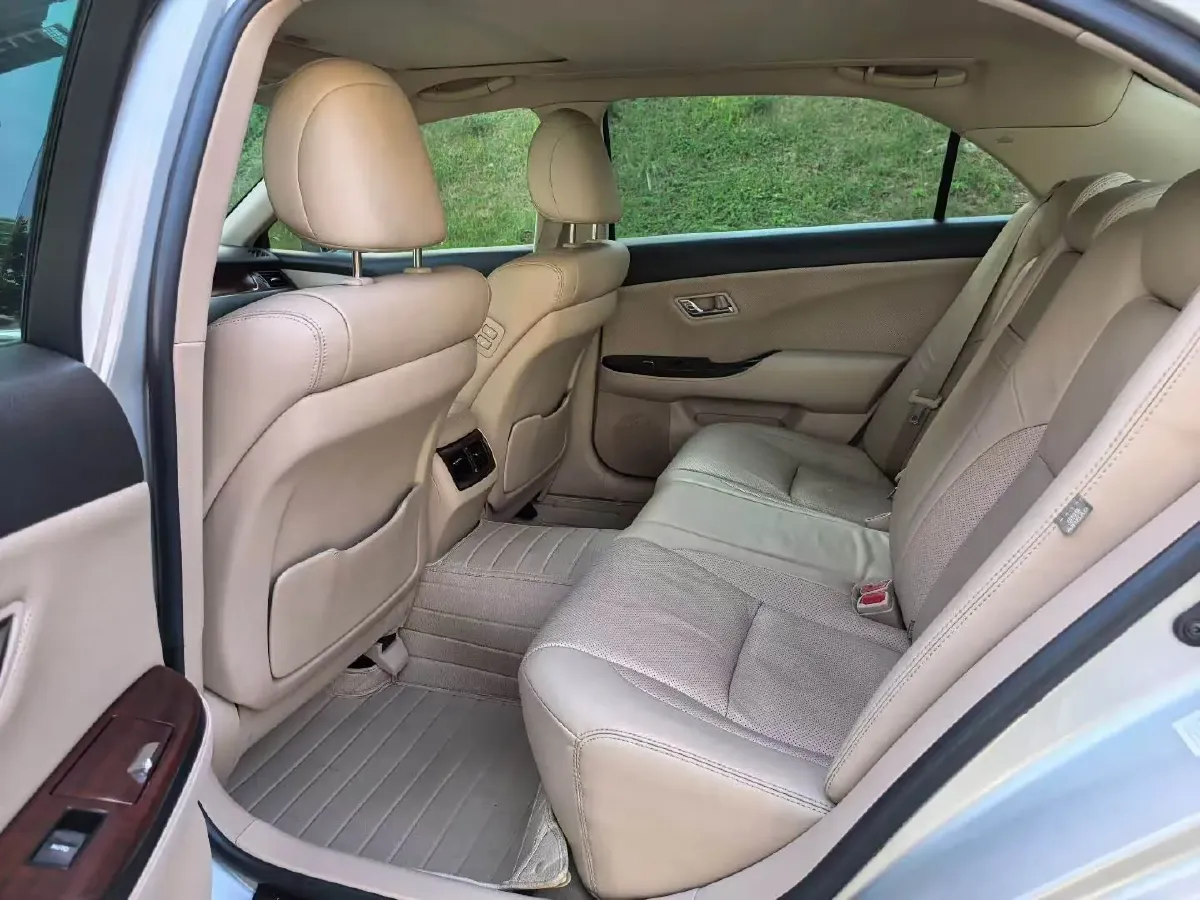 2010 Toyota Crown 2.5L 193HP V6 6AT,autocango,china used car exporter,china ev exporter,chinese used car exporter,chinese used ev exporter