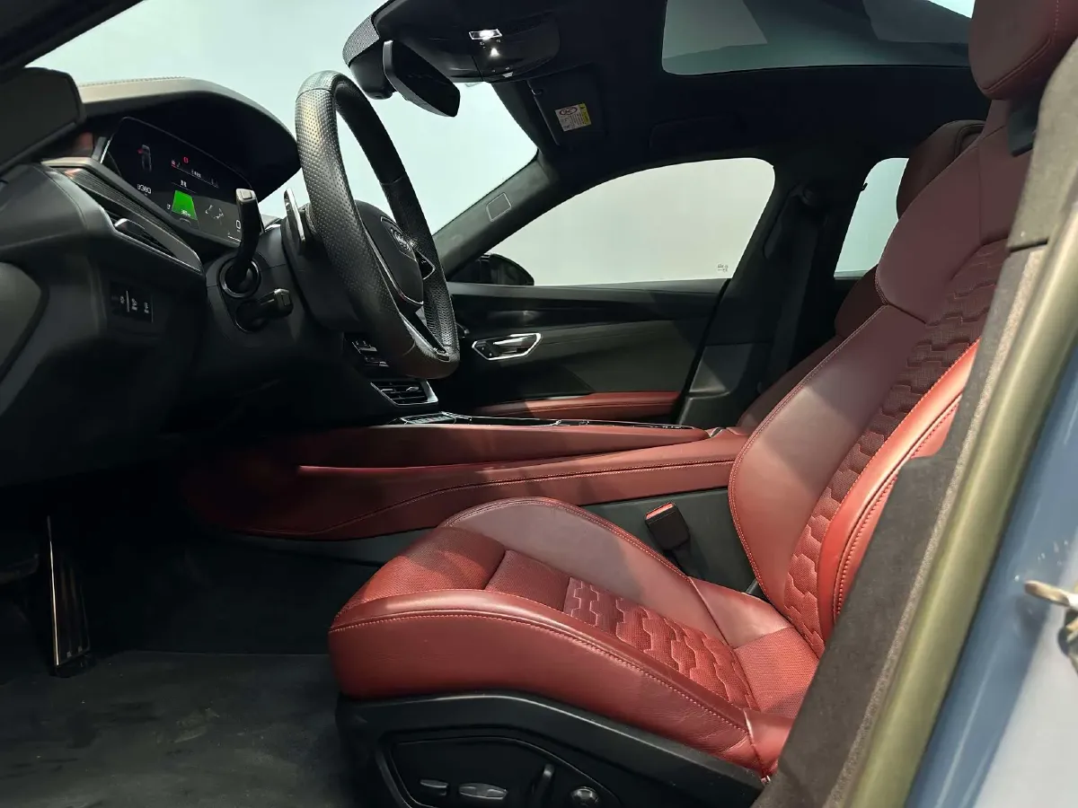 2023 Audi RS e-tron GT 2AT BEV 93.4KWH,autocango,china used car exporter,china ev exporter,chinese used car exporter,chinese used ev exporter