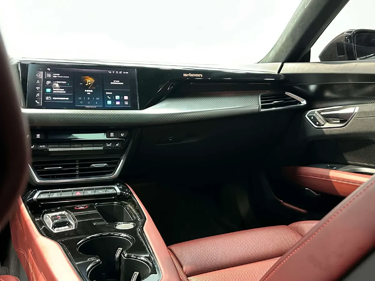 2023 Audi RS e-tron GT 2AT BEV 93.4KWH,autocango,china used car exporter,china ev exporter,chinese used car exporter,chinese used ev exporter