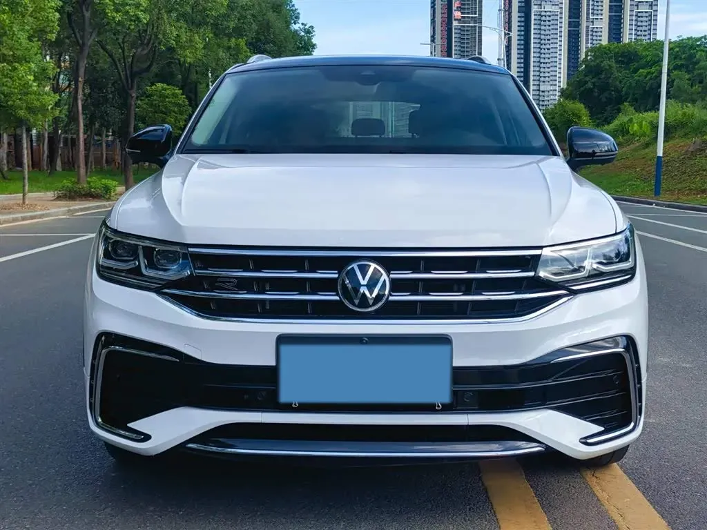 2021 Volkswagen Tiguan X 2.0T 186HP L4 7DCT,autocango,china used car exporter,china ev exporter,chinese used car exporter,chinese used ev exporter
