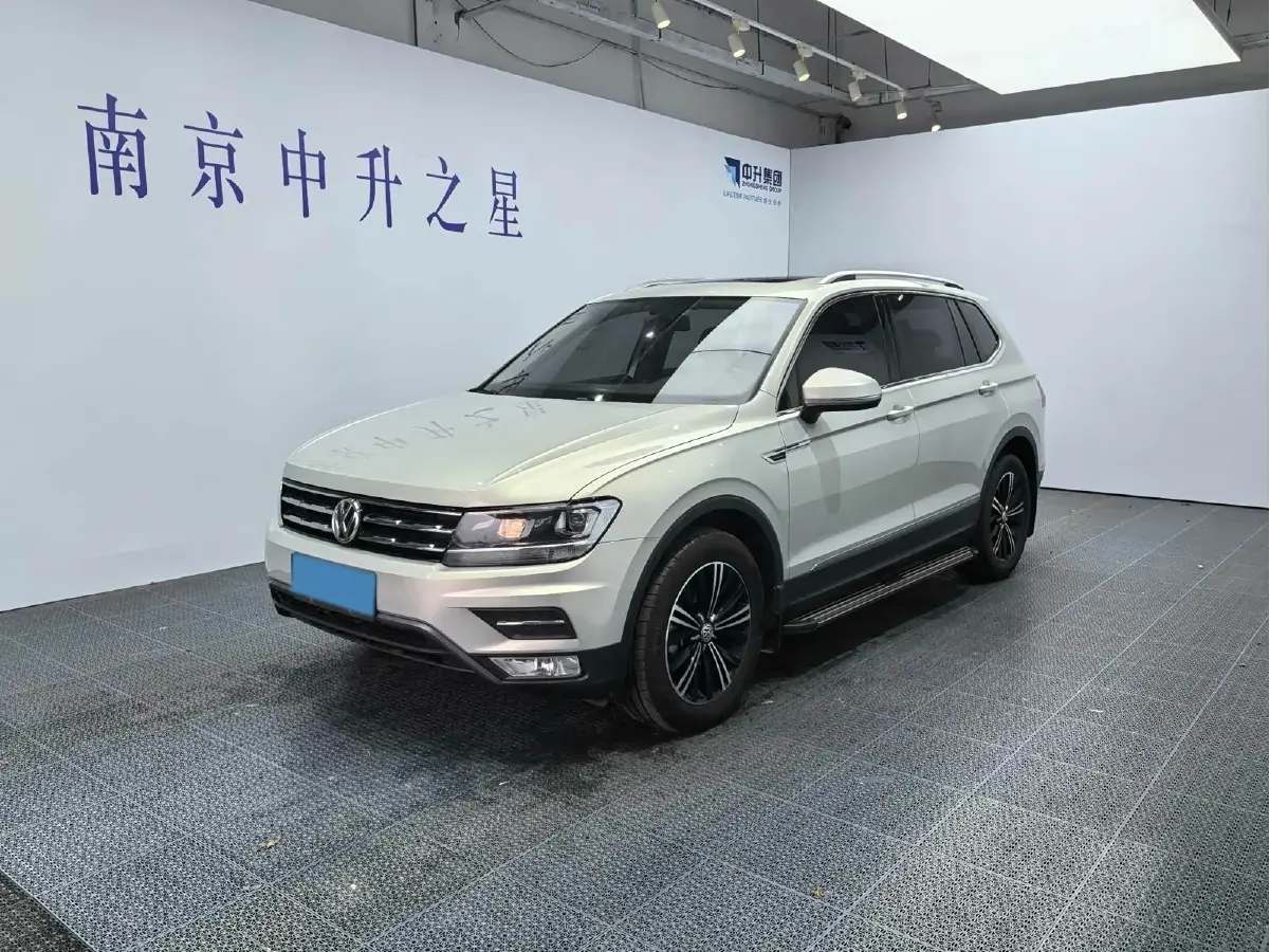 2020 Volkswagen Tiguan L 2.0T 186HP L4 7DCT