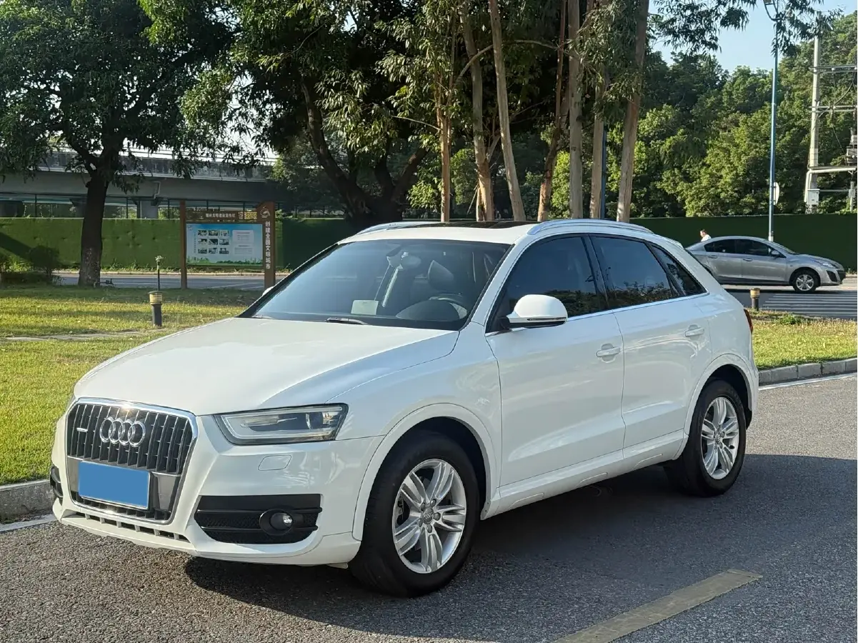 2013 Audi Q3 2.0T 170HP L4 7DCT