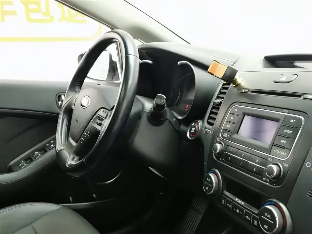 2014 Kia K3S 1.6L 128HP L4 6AT,autocango,china used car exporter,china ev exporter,chinese used car exporter,chinese used ev exporter