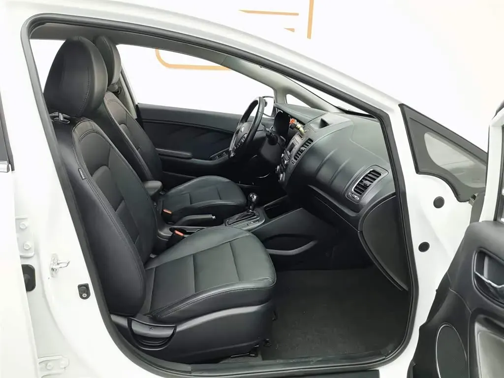 2014 Kia K3S 1.6L 128HP L4 6AT,autocango,china used car exporter,china ev exporter,chinese used car exporter,chinese used ev exporter