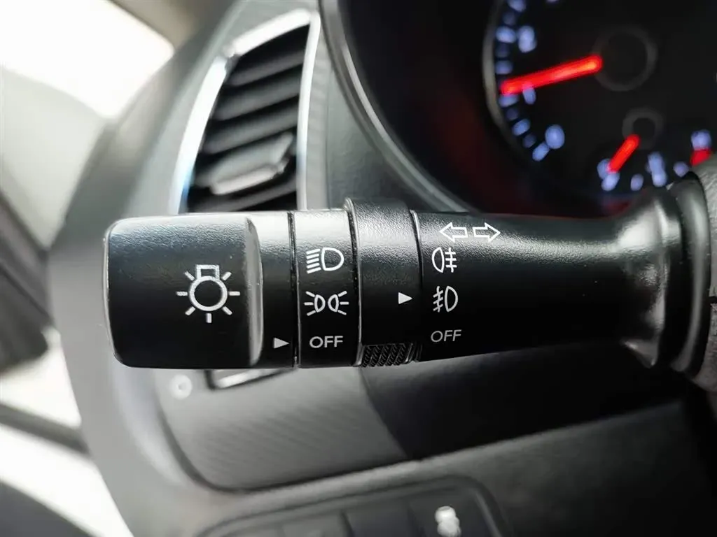 2014 Kia K3S 1.6L 128HP L4 6AT,autocango,china used car exporter,china ev exporter,chinese used car exporter,chinese used ev exporter