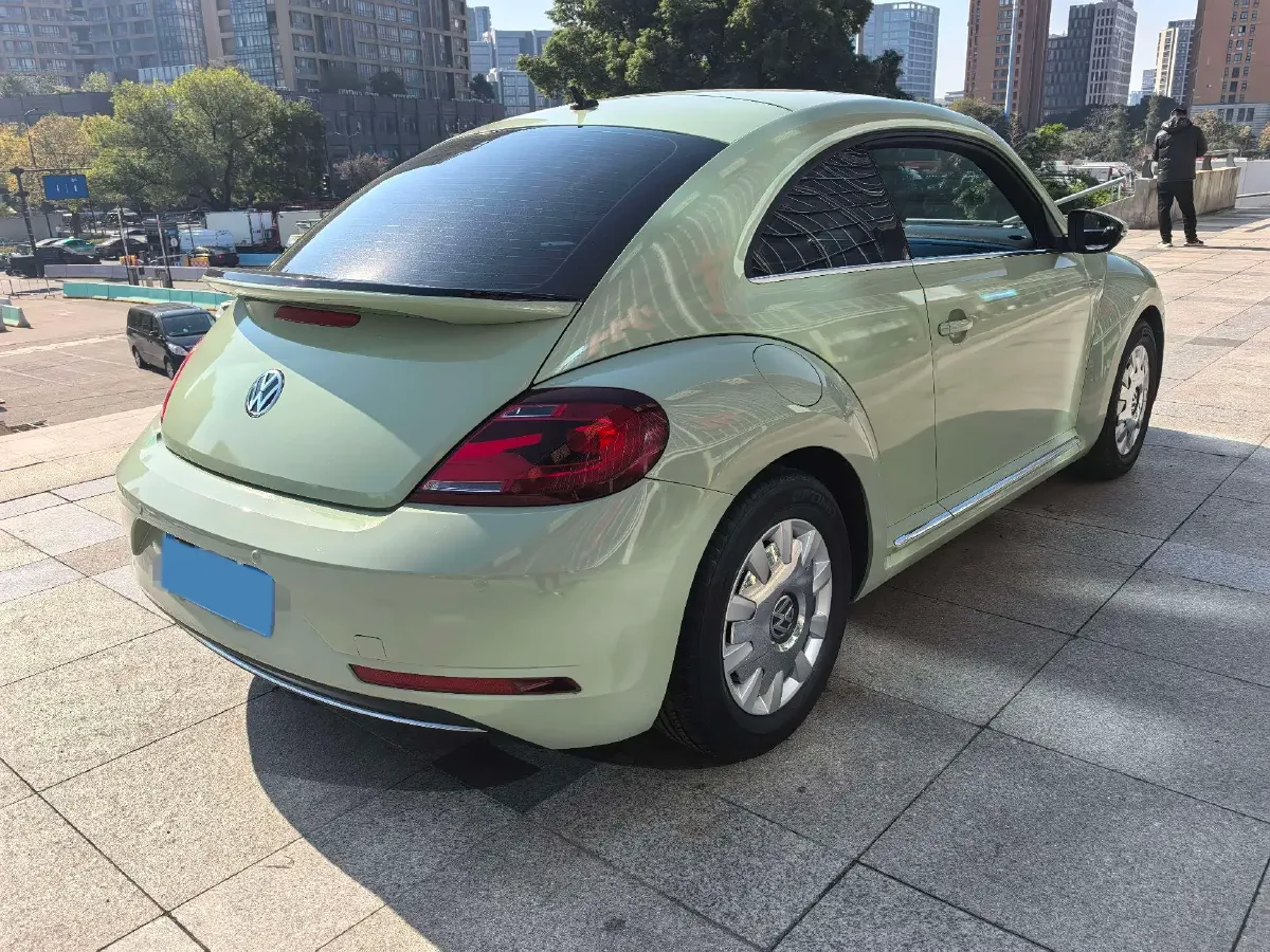 2017 Volkswagen Beetle 1.2T 105HP L4 7DCT,autocango,china used car exporter,china ev exporter,chinese used car exporter,chinese used ev exporter