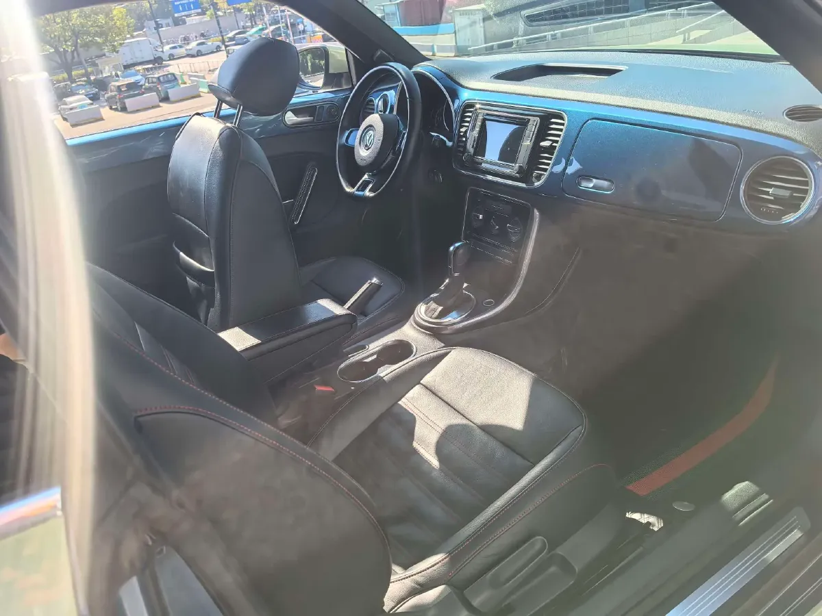 2017 Volkswagen Beetle 1.2T 105HP L4 7DCT,autocango,china used car exporter,china ev exporter,chinese used car exporter,chinese used ev exporter