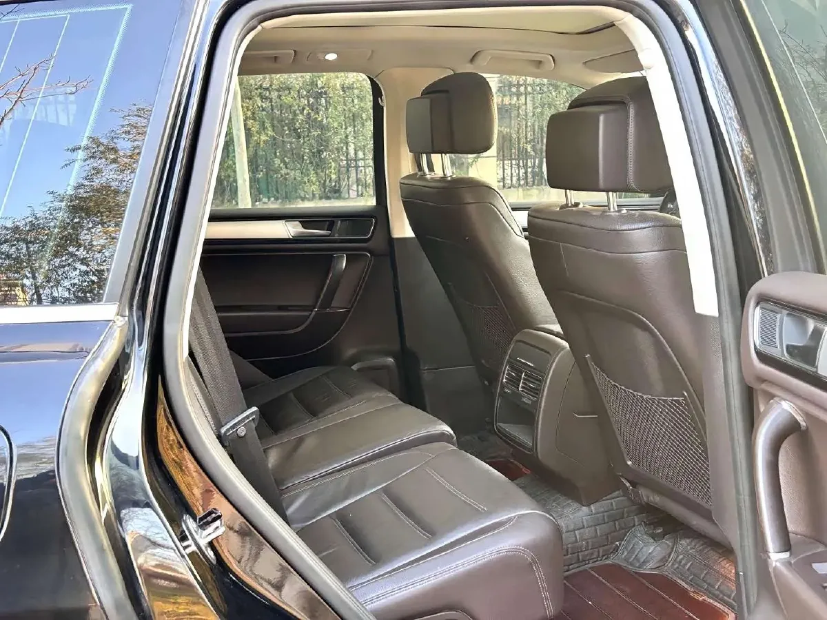 2017 Volkswagen Touareg 3.0T 320HP V6 8AT,autocango,china used car exporter,china ev exporter,chinese used car exporter,chinese used ev exporter