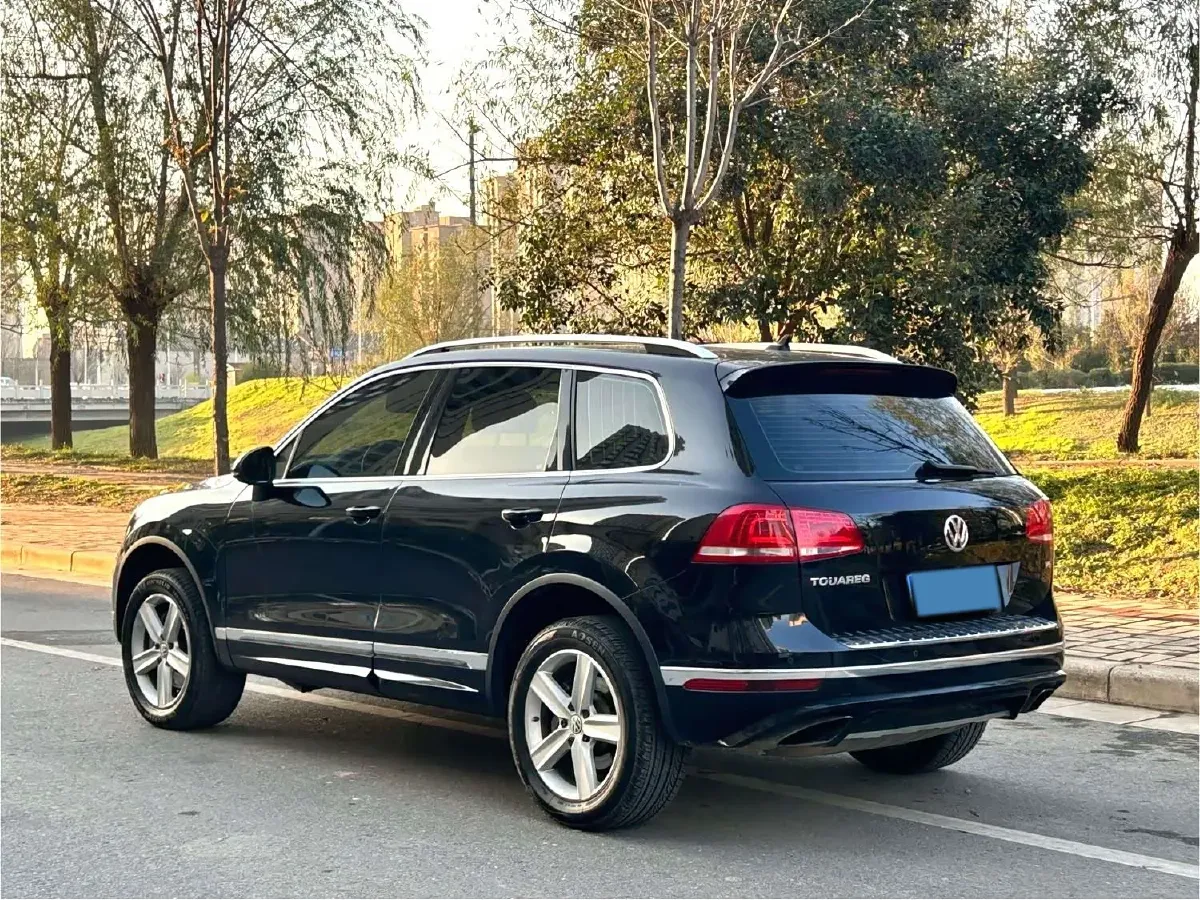2017 Volkswagen Touareg 3.0T 320HP V6 8AT,autocango,china used car exporter,china ev exporter,chinese used car exporter,chinese used ev exporter