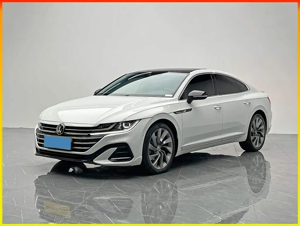 2021 Volkswagen CC 2.0T 220HP L4 7DCT,autocango,china used car exporter,china ev exporter,chinese used car exporter,chinese used ev exporter