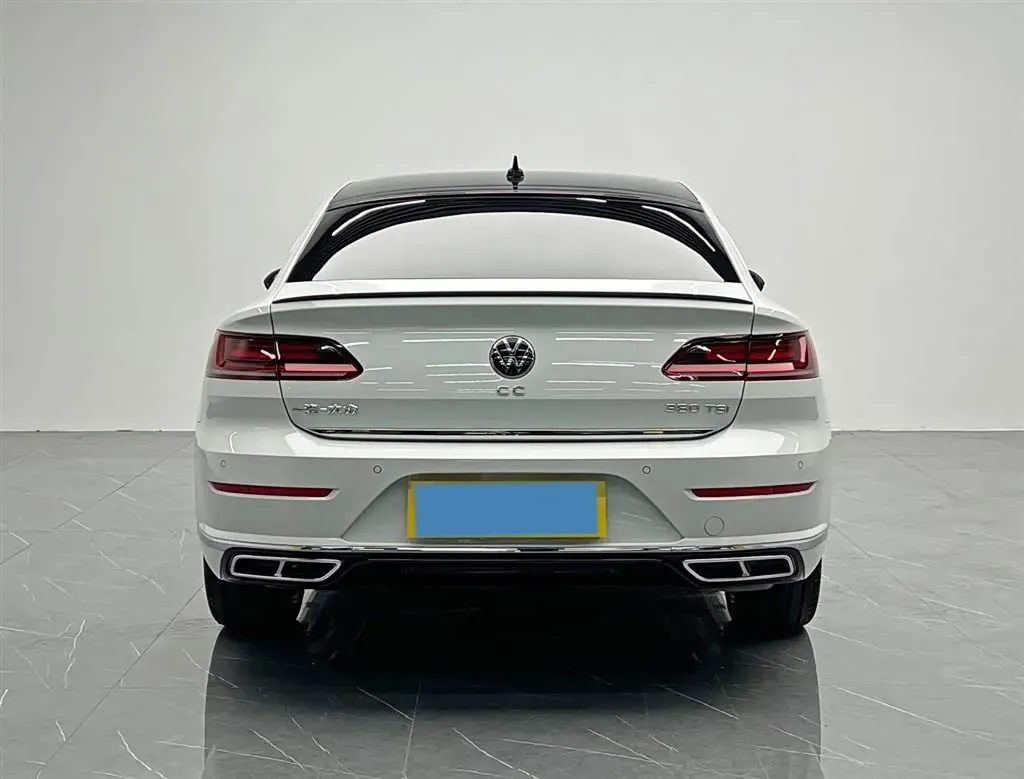 2021 Volkswagen CC 2.0T 220HP L4 7DCT,autocango,china used car exporter,china ev exporter,chinese used car exporter,chinese used ev exporter