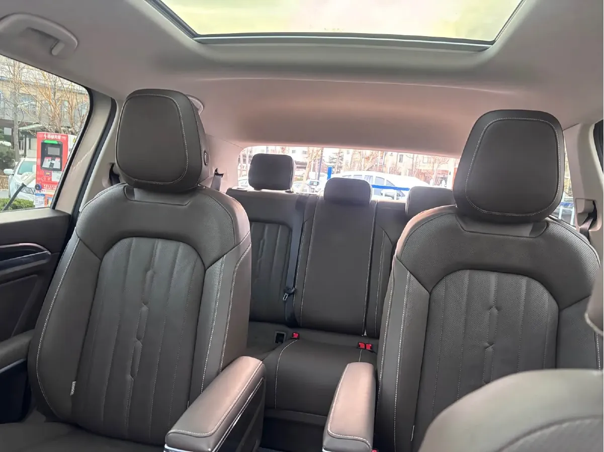 2020 Volkswagen Viloran 2.0T 186HP L4 7DCT,autocango,china used car exporter,china ev exporter,chinese used car exporter,chinese used ev exporter