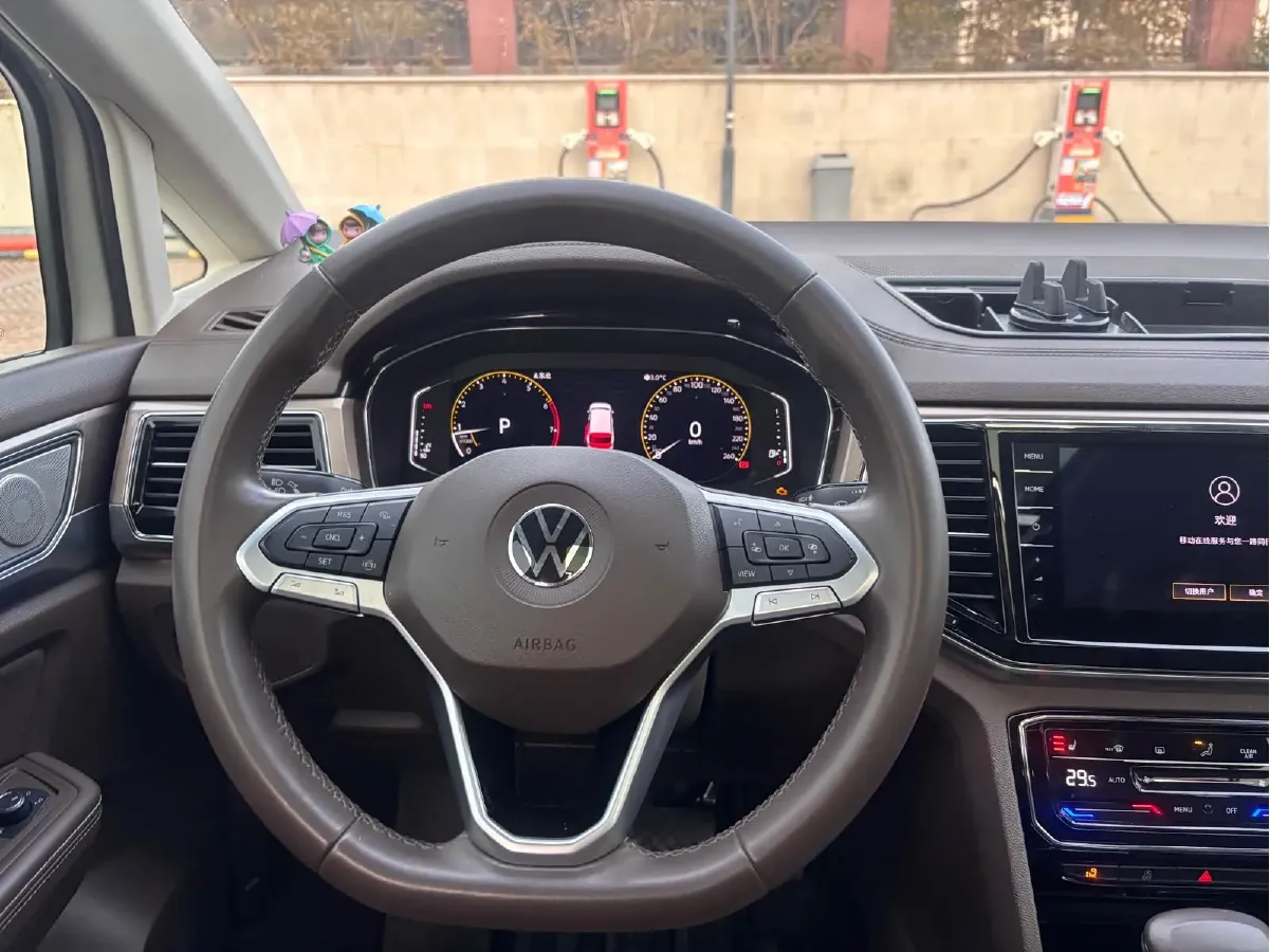 2020 Volkswagen Viloran 2.0T 186HP L4 7DCT,autocango,china used car exporter,china ev exporter,chinese used car exporter,chinese used ev exporter
