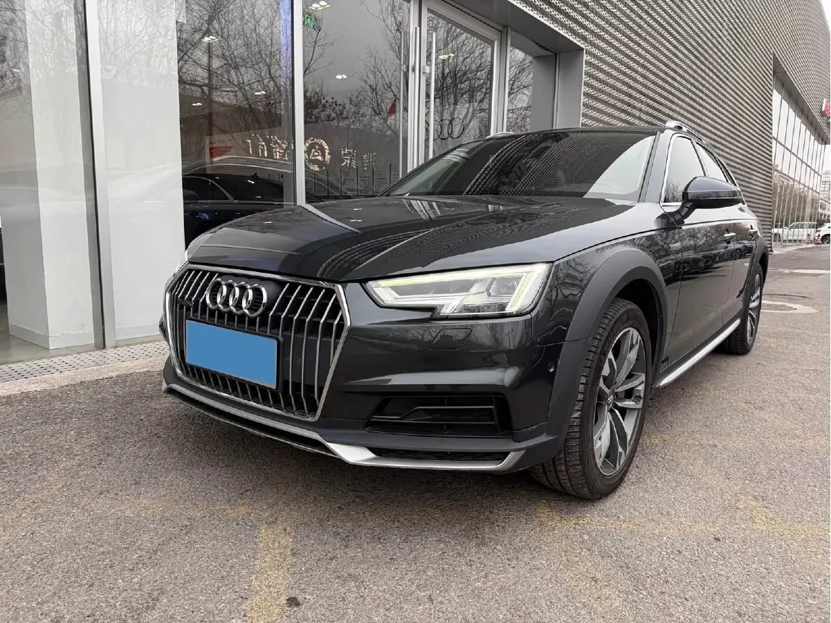 2017 Audi A4 2.0T 252HP L4 7DCT,autocango,china used car exporter,china ev exporter,chinese used car exporter,chinese used ev exporter
