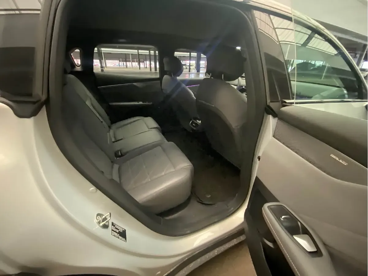 2024 Deepal S05 BEV 56.12KWH,autocango,china used car exporter,china ev exporter,chinese used car exporter,chinese used ev exporter