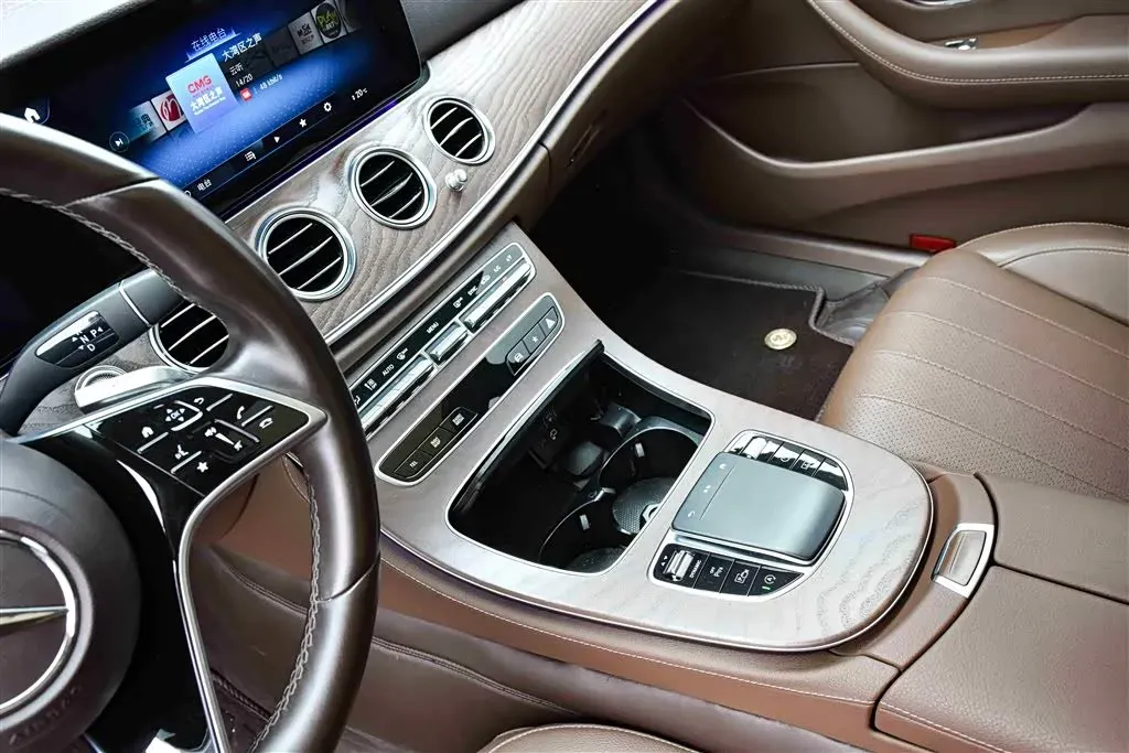 2023 Mercedes-Benz E Class 2.0T 258HP L4 9AT,autocango,china used car exporter,china ev exporter,chinese used car exporter,chinese used ev exporter