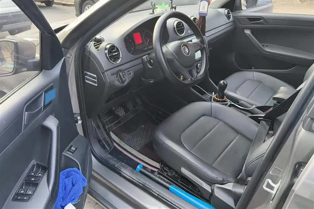 2017 Volkswagen Jetta 1.4L 90HP L4 5MT,autocango,china used car exporter,china ev exporter,chinese used car exporter,chinese used ev exporter