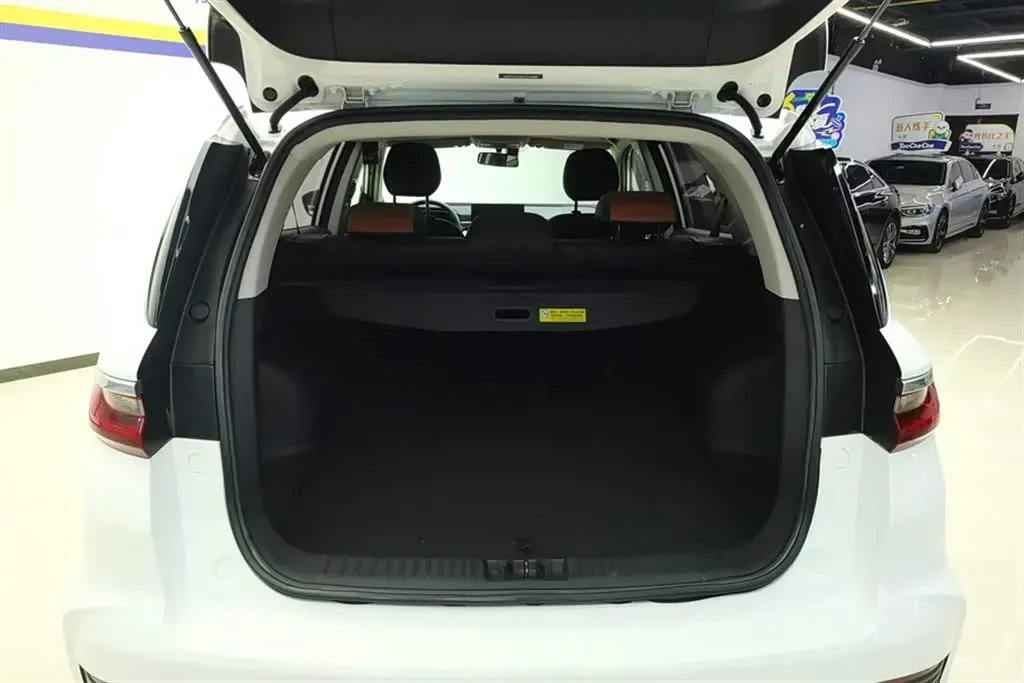 2020 Geely Vision X6 1.4T 141HP L4 CVT,autocango,china used car exporter,china ev exporter,chinese used car exporter,chinese used ev exporter