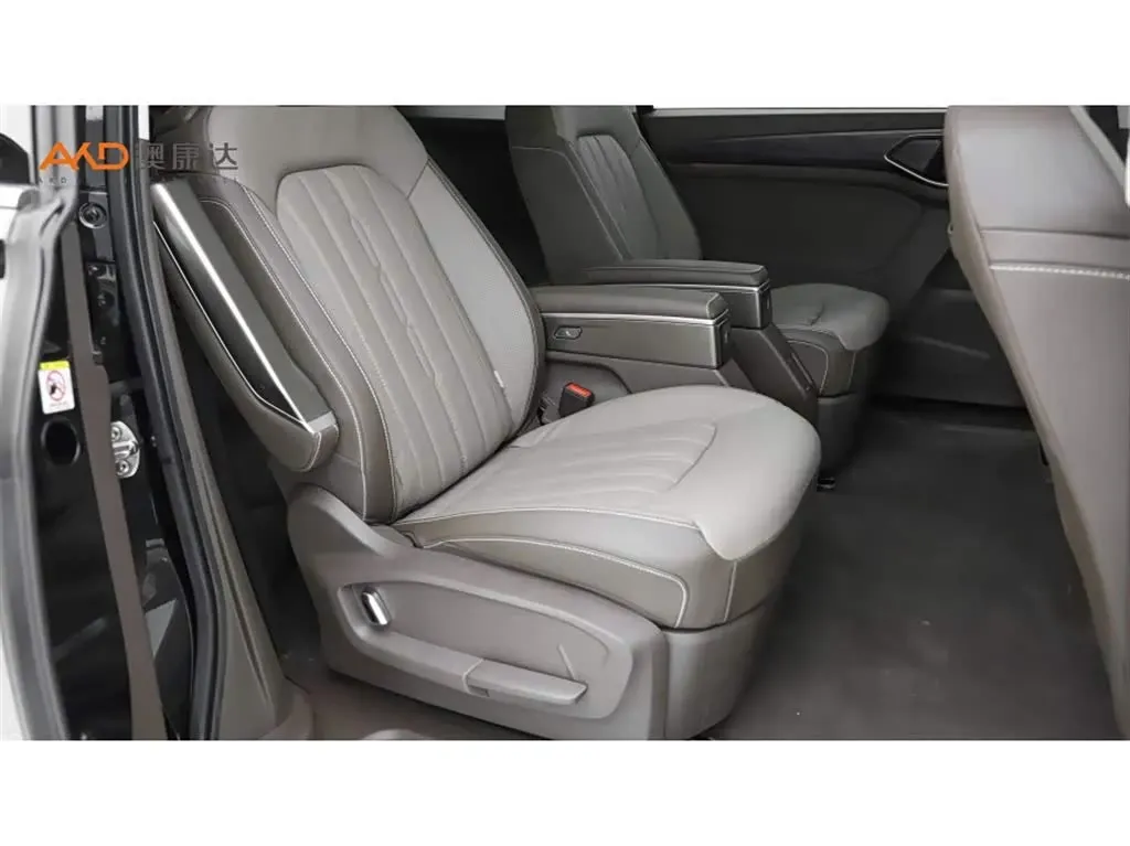 2022 Volkswagen Viloran 2.0T 186HP L4 7DCT,autocango,china used car exporter,china ev exporter,chinese used car exporter,chinese used ev exporter