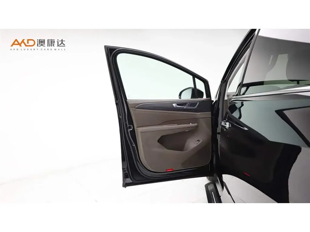 2022 Volkswagen Viloran 2.0T 186HP L4 7DCT,autocango,china used car exporter,china ev exporter,chinese used car exporter,chinese used ev exporter