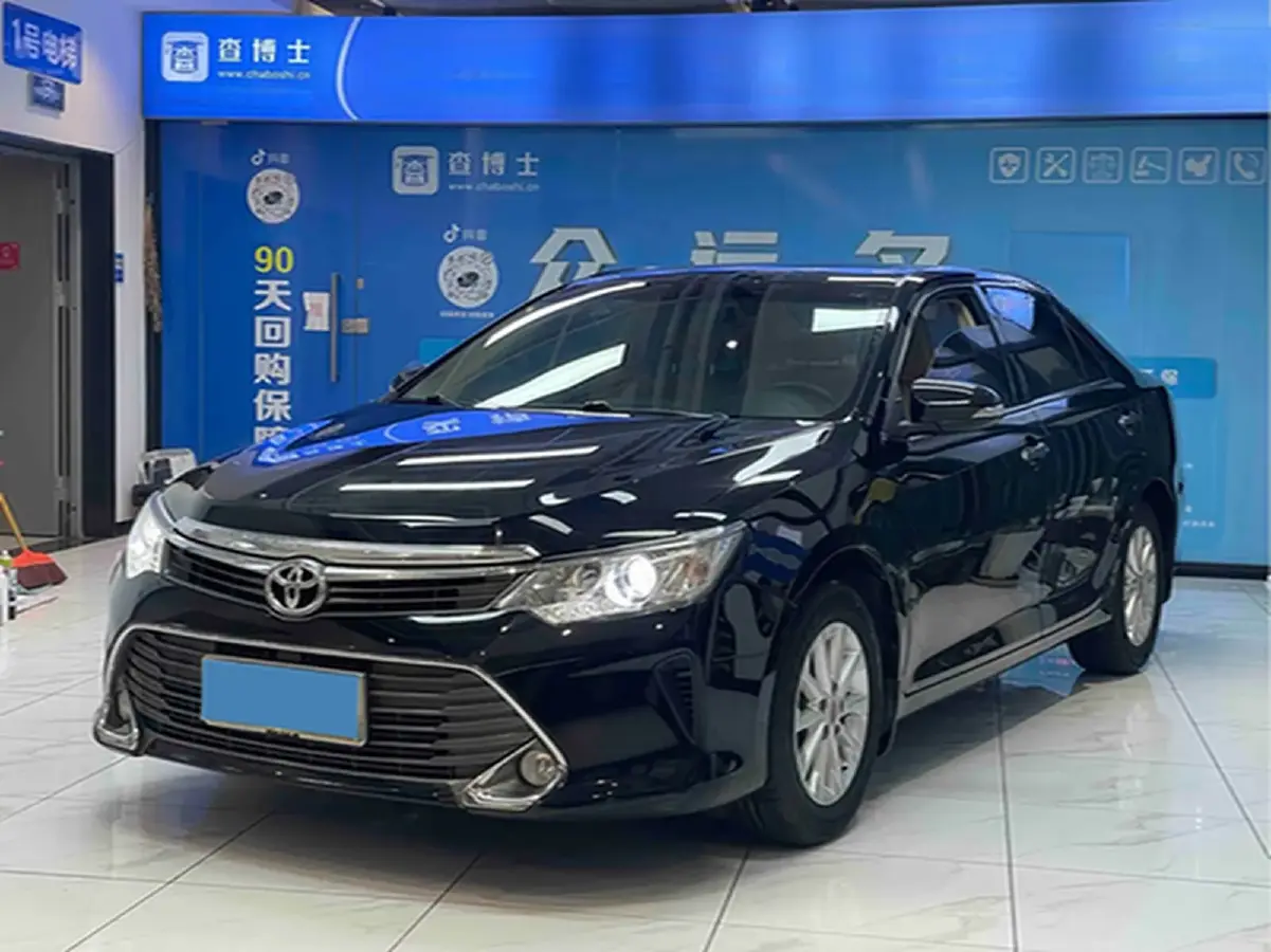 2015 Toyota Camry 2.0L 167HP L4 6AT