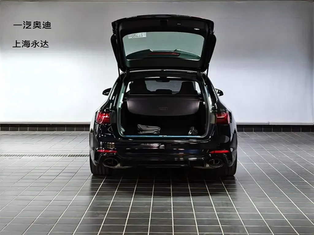 2023 Audi RS 4 2.9T 450HP V6 8AT,autocango,china used car exporter,china ev exporter,chinese used car exporter,chinese used ev exporter