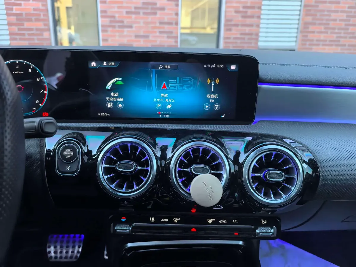 2022 Mercedes-Benz A AMG 2.0T 306HP L4 7DCT,autocango,china used car exporter,china ev exporter,chinese used car exporter,chinese used ev exporter