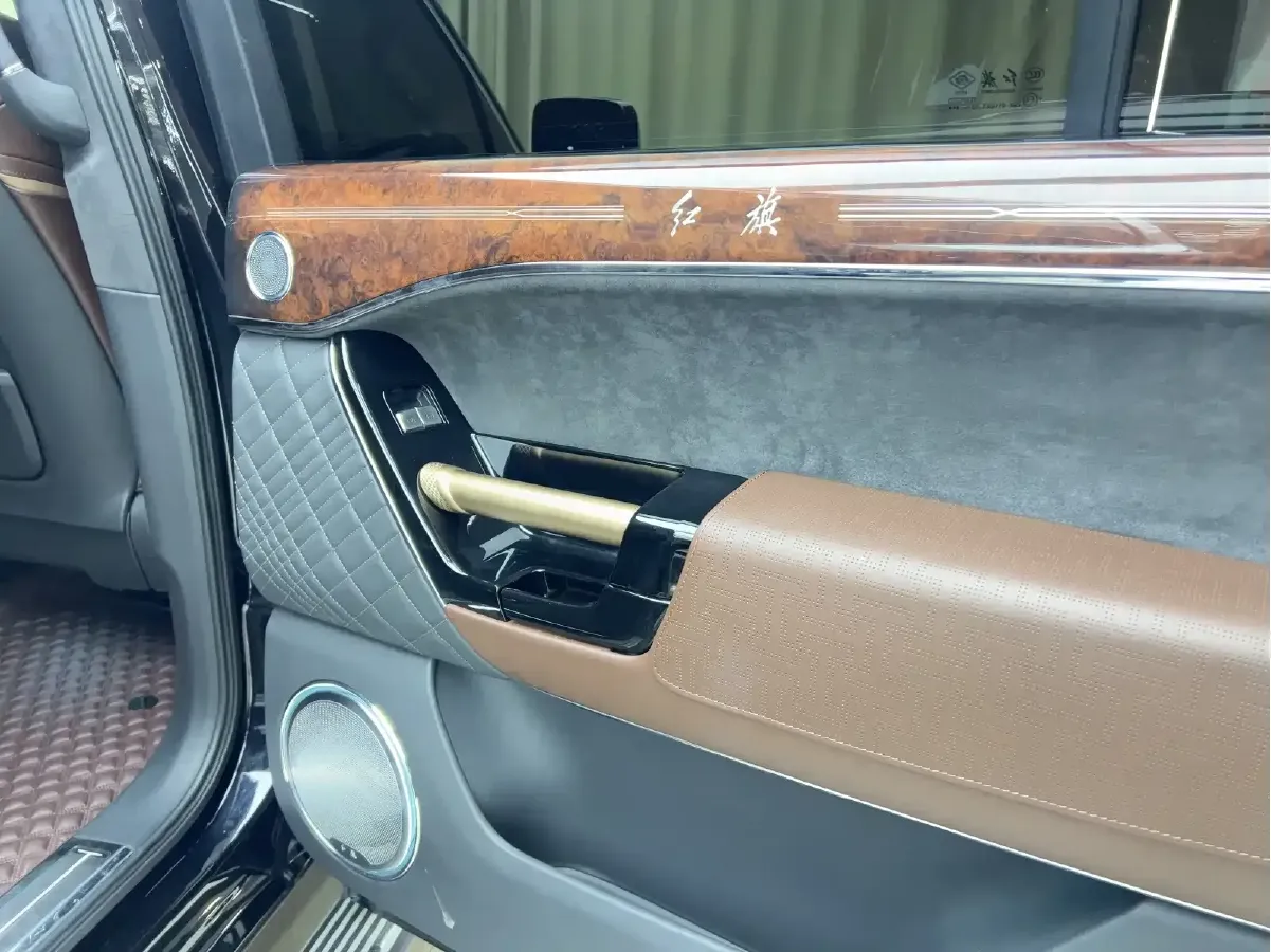 2022 HongQi Guoyao 4.0T 360HP V8 8AT,autocango,china used car exporter,china ev exporter,chinese used car exporter,chinese used ev exporter