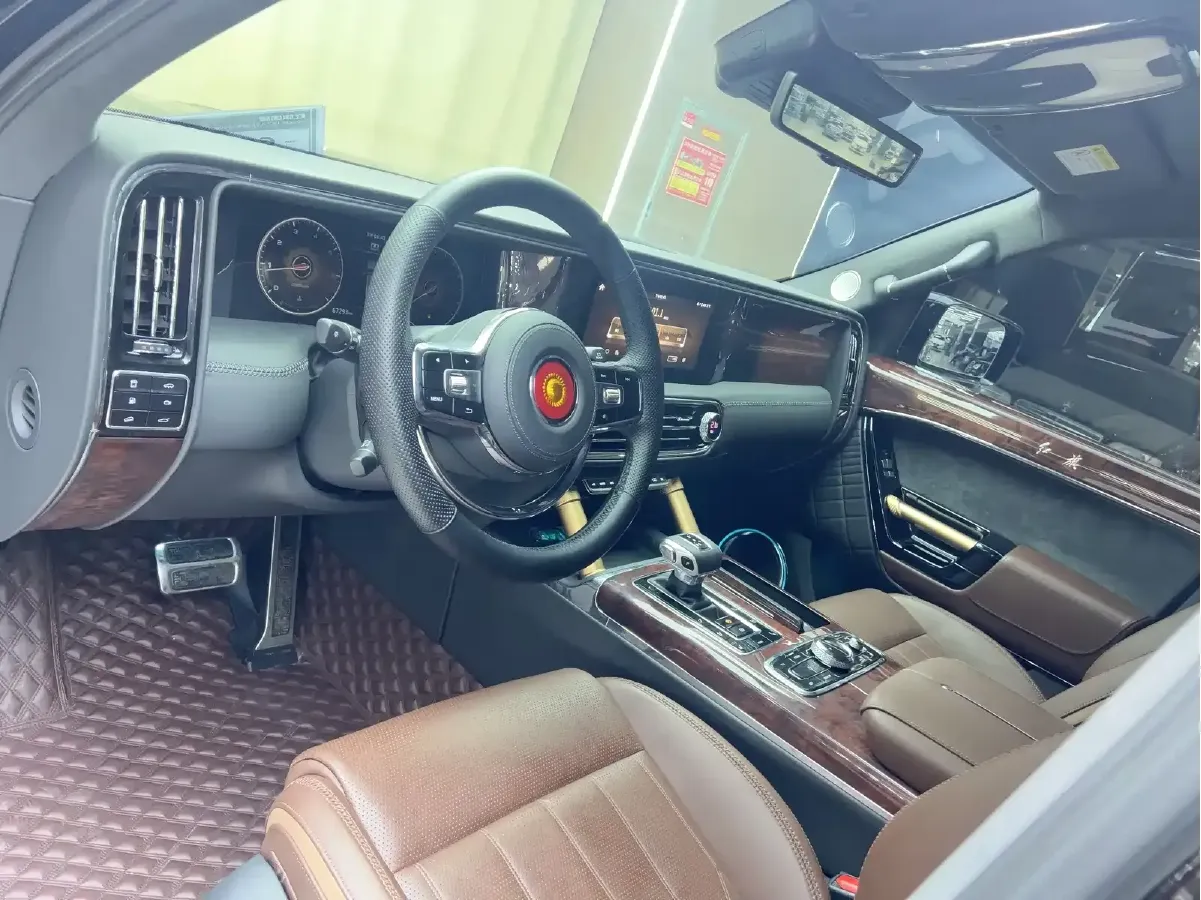 2022 HongQi Guoyao 4.0T 360HP V8 8AT,autocango,china used car exporter,china ev exporter,chinese used car exporter,chinese used ev exporter