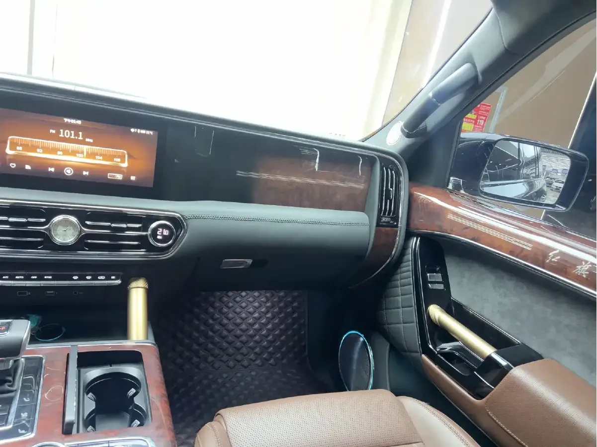 2022 HongQi Guoyao 4.0T 360HP V8 8AT,autocango,china used car exporter,china ev exporter,chinese used car exporter,chinese used ev exporter