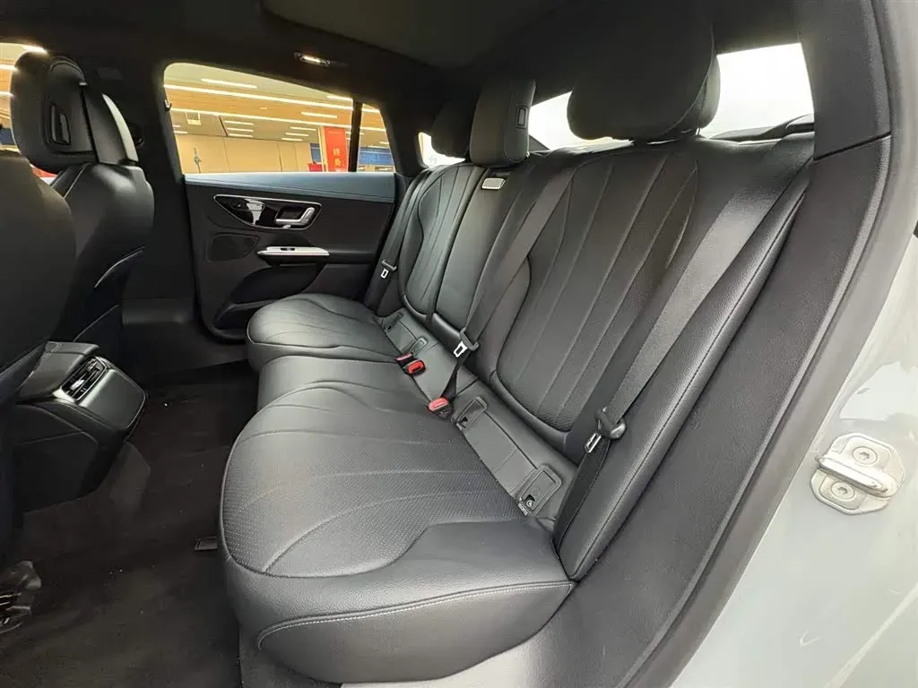 2022 Mercedes-Benz EQE Class BEV 96.1KWH,autocango,china used car exporter,china ev exporter,chinese used car exporter,chinese used ev exporter