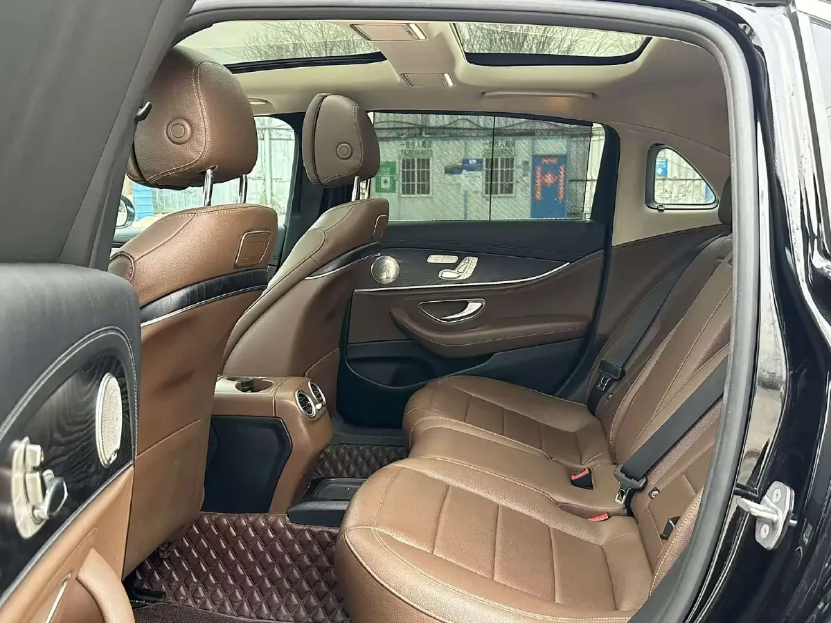 2018 Mercedes-Benz E Class 2.0T 245HP L4 9AT,autocango,china used car exporter,china ev exporter,chinese used car exporter,chinese used ev exporter