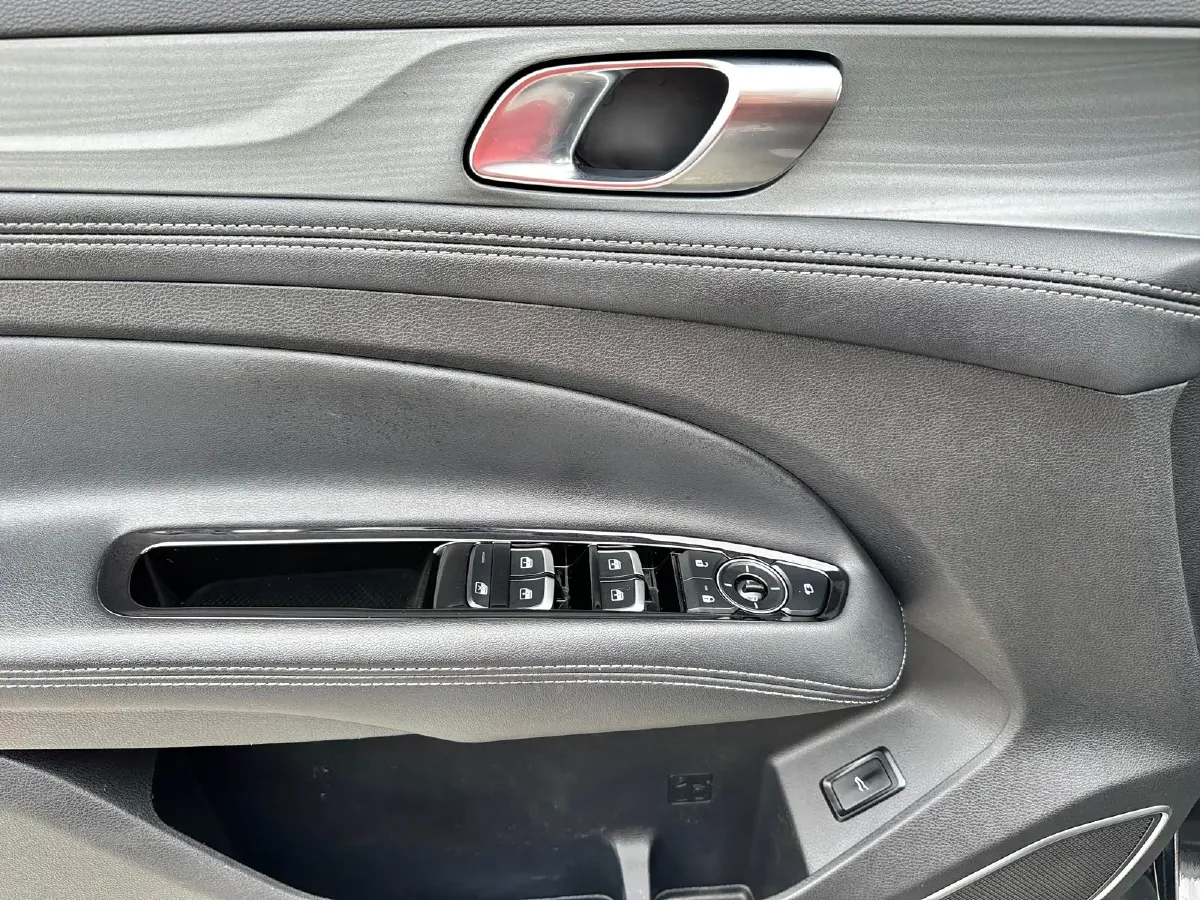 2021 Ford Equator 2.0T 224HP L4 6DCT,autocango,china used car exporter,china ev exporter,chinese used car exporter,chinese used ev exporter