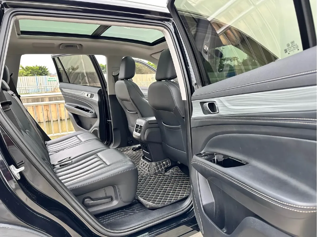 2021 Ford Equator 2.0T 224HP L4 6DCT,autocango,china used car exporter,china ev exporter,chinese used car exporter,chinese used ev exporter