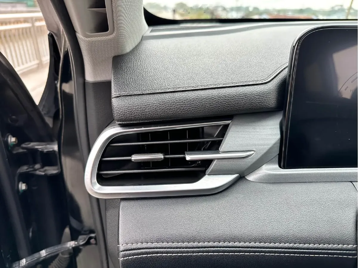 2021 Ford Equator 2.0T 224HP L4 6DCT,autocango,china used car exporter,china ev exporter,chinese used car exporter,chinese used ev exporter