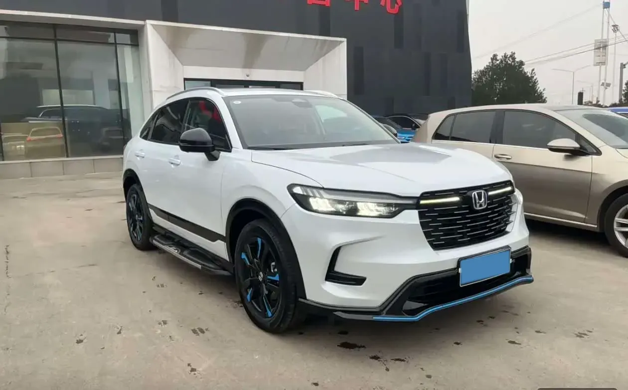 2023 Honda HR-V 2.0L 143HP L4 E-CVT Hybrid,autocango,china used car exporter,china ev exporter,chinese used car exporter,chinese used ev exporter