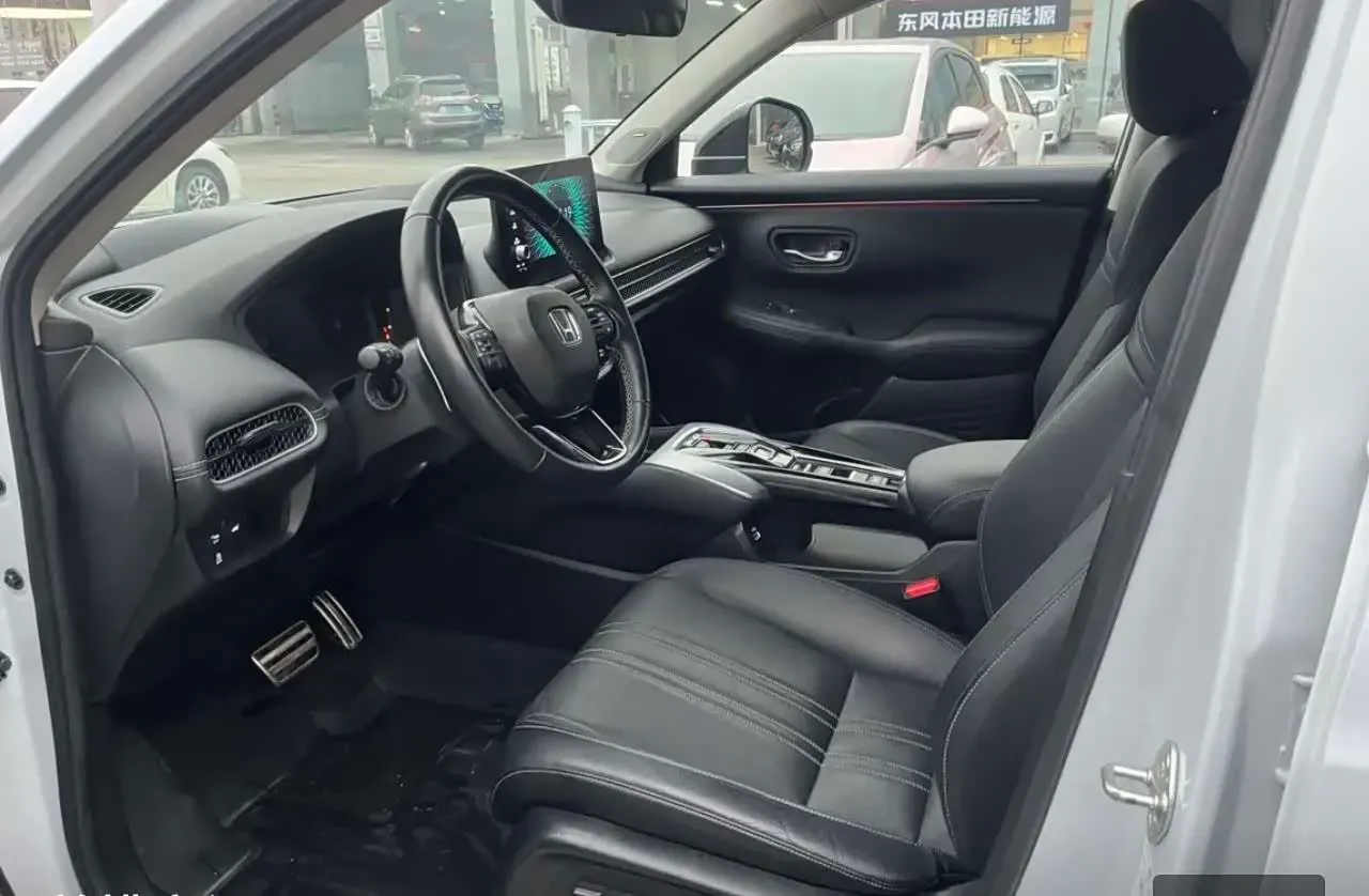 2023 Honda HR-V 2.0L 143HP L4 E-CVT Hybrid,autocango,china used car exporter,china ev exporter,chinese used car exporter,chinese used ev exporter