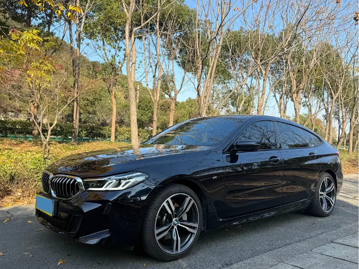2022 BMW 6 Series GT 2.0T 245HP L4 8AT